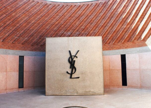 The 6 rules of luxury logo design